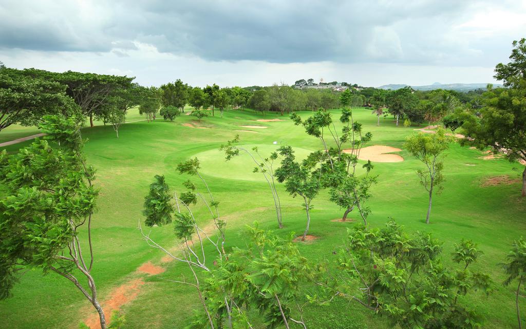 Eagleton - The Golf Resort Bidadi Exterior photo